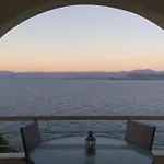 Linamare Eolos Apartment Kiveri