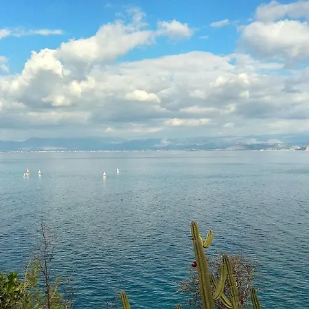 아파트 Linamare Eolos Kivérion