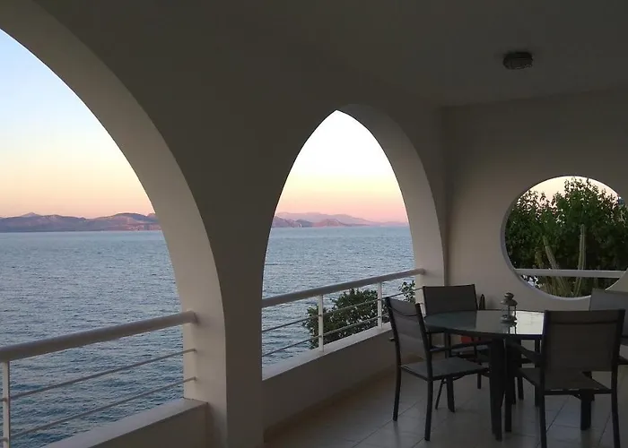 Linamare Eolos Apartment *