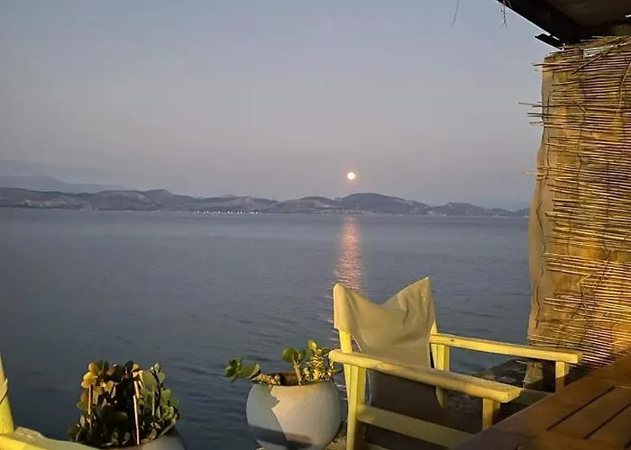 Linamare Eolos Apartman *